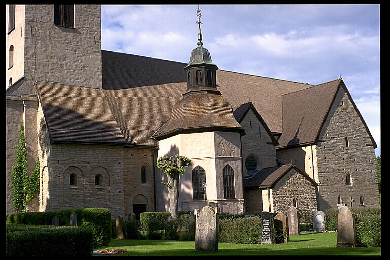 File:Vreta Klosters kyrka - KMB - 16000300030776.jpg