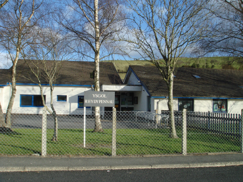 File:Ysgol Rhydypennau.jpg