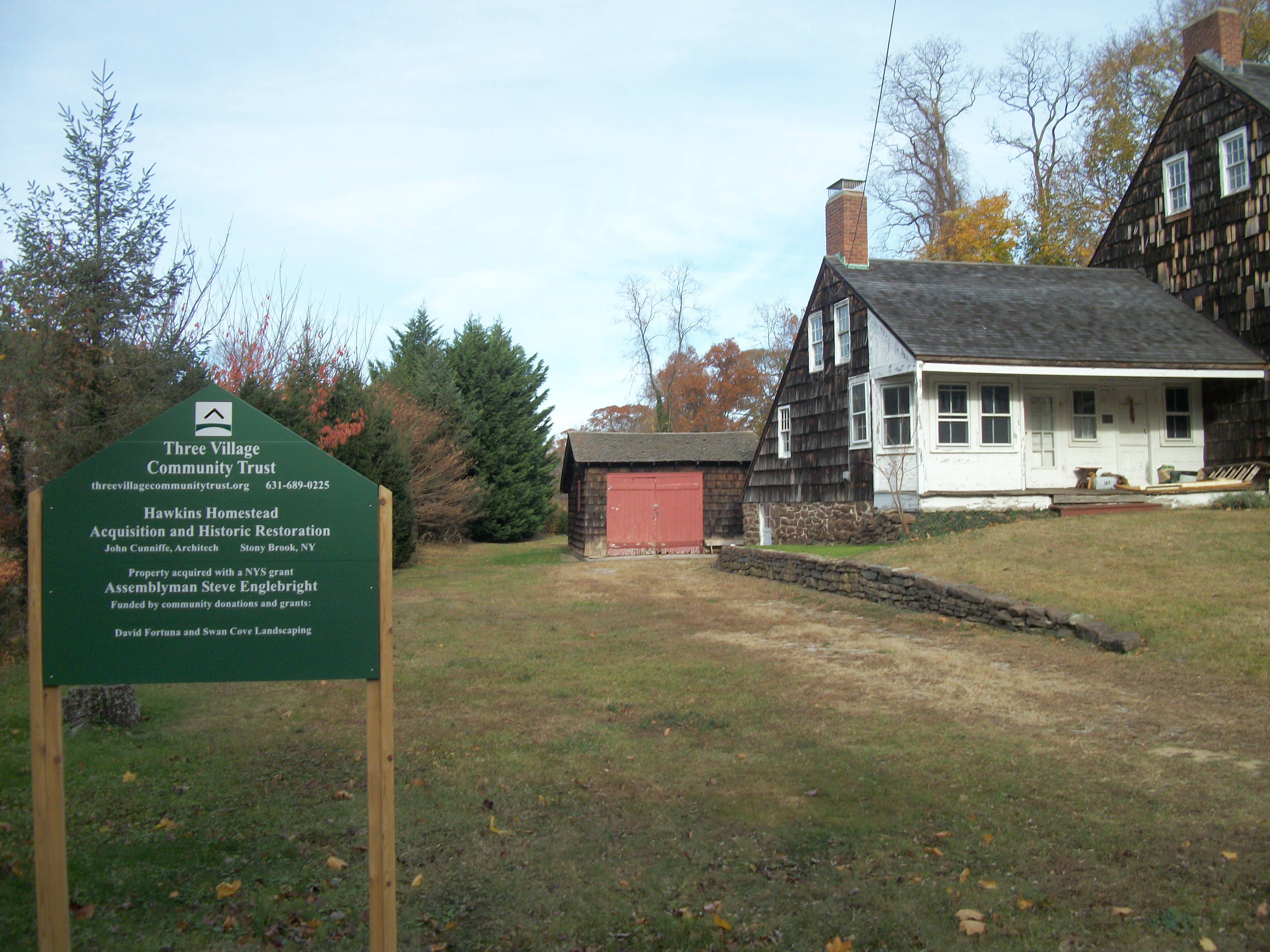 Village community. Комьюнити деревня. Хоукинс деревня. Городок в Ирландии Hawkins Wood. New York community Trust.