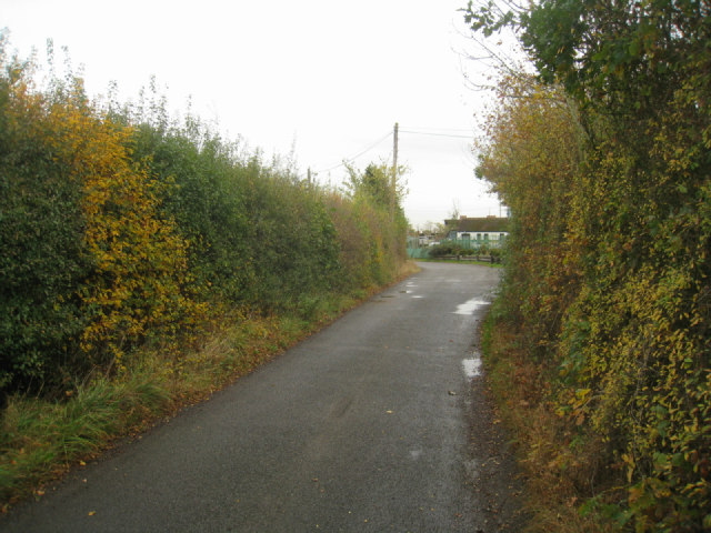 File:Barley Mow Lane - geograph.org.uk - 2684465.jpg