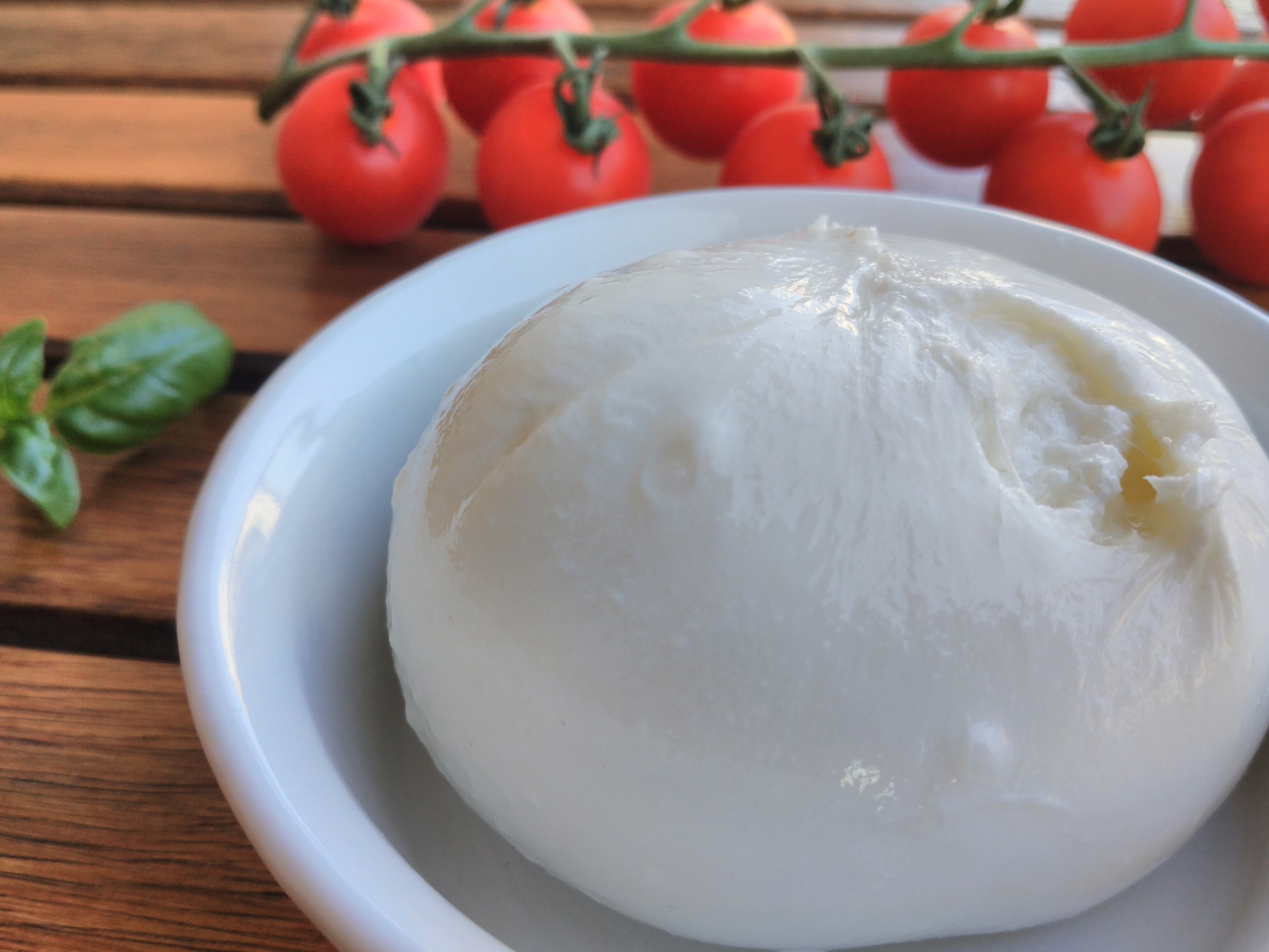 Burrata - Wikipedia