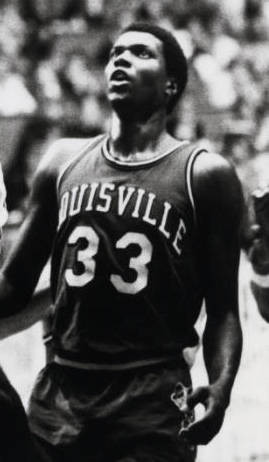 <span class="mw-page-title-main">Charles Jones (basketball, born 1962)</span> American basketball player