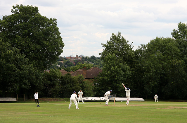 Cricket, Totteridge Village - geograph.org.uk - 1464437