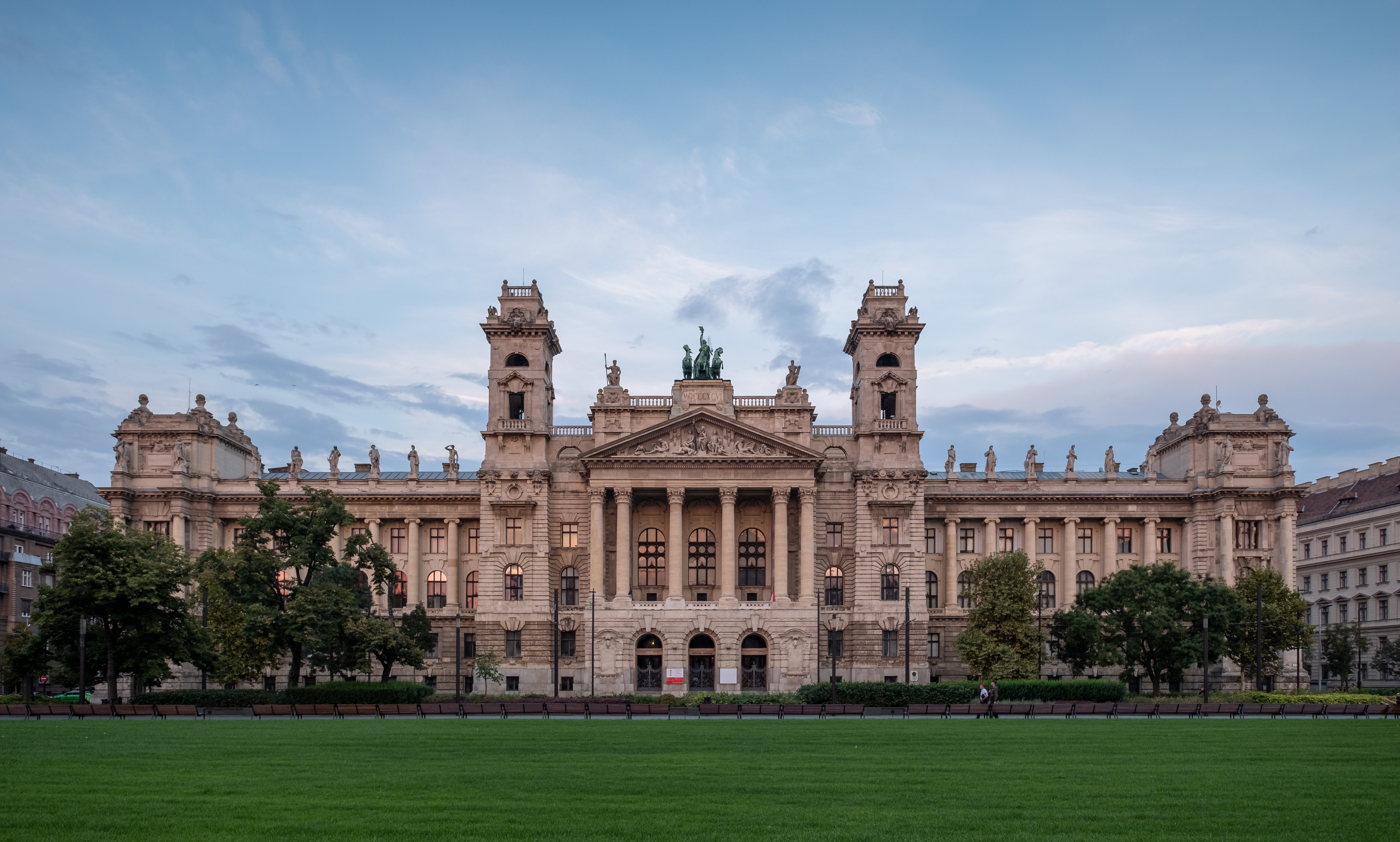 How to pronounce Ferencvaros in Hungarian