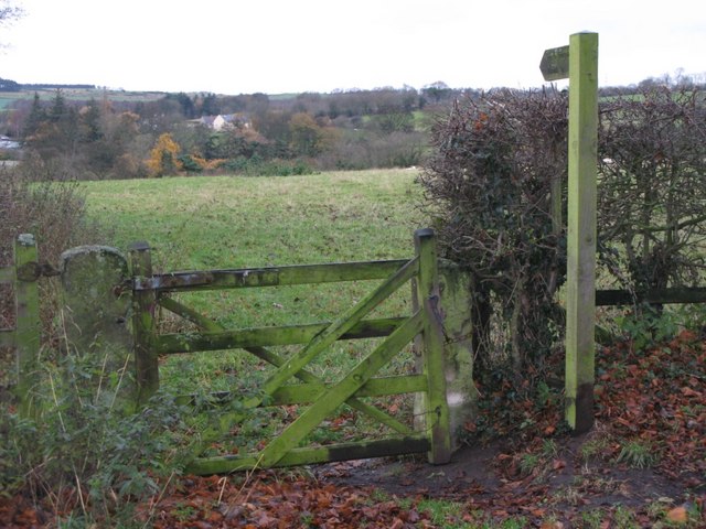 File:Footpath to Acomb - geograph.org.uk - 617856.jpg