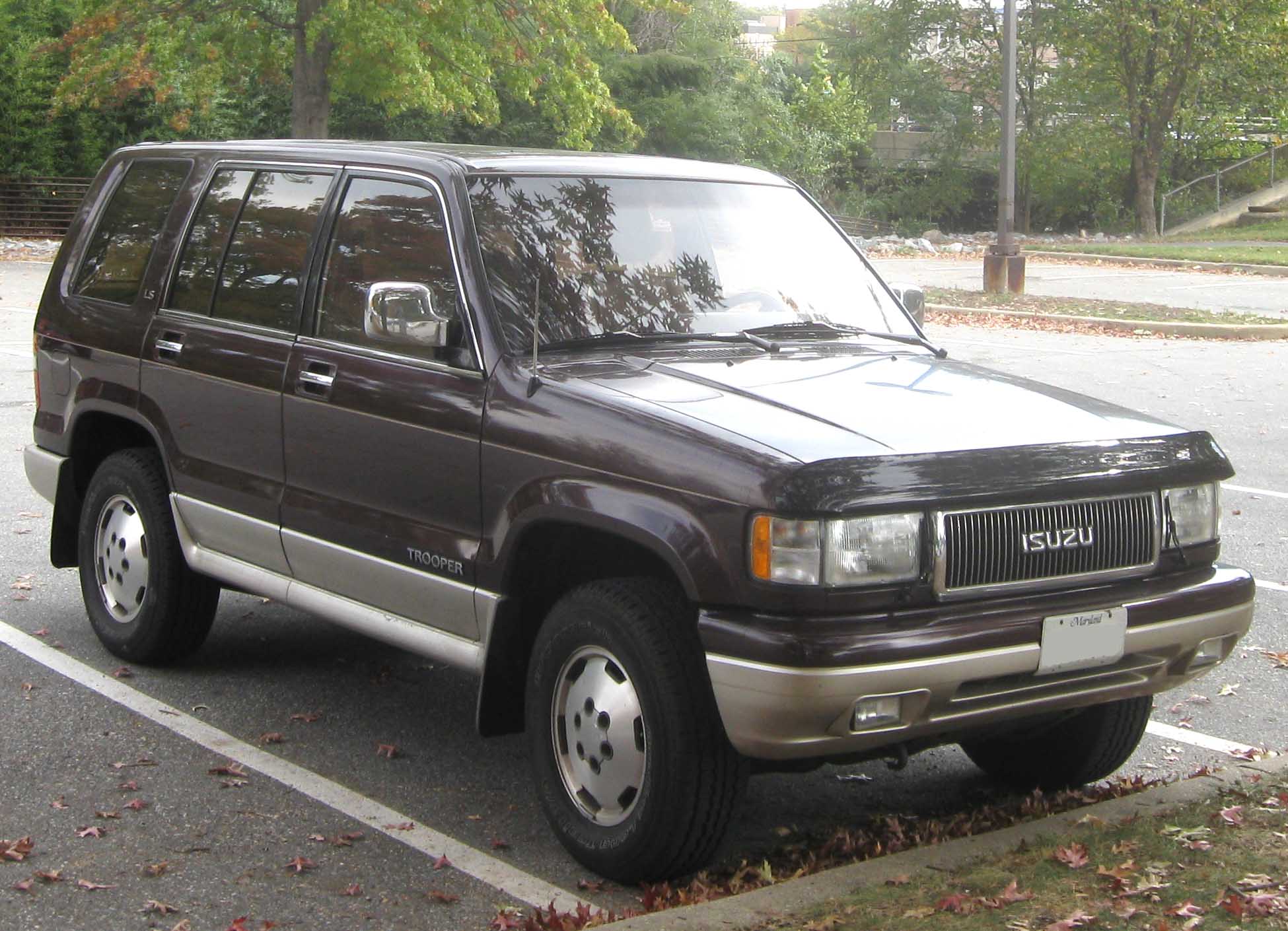 Isuzu tropper jeep 1997