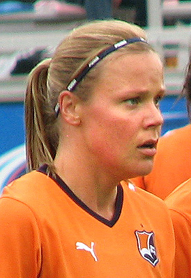 <span class="mw-page-title-main">Laura Österberg Kalmari</span> Finnish footballer