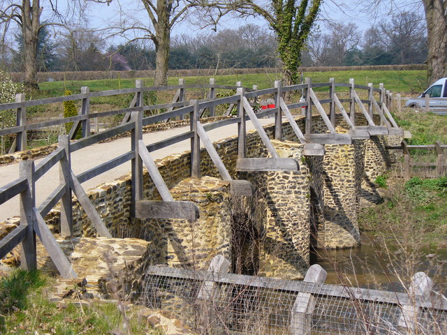 Medieval Stone Bridge, Tilford - geograph.org.uk - 383987