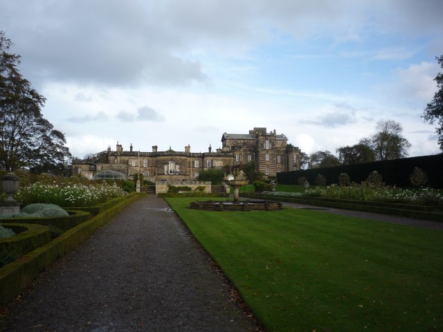 File:Seaton Delaval Gardens (geograph 3428454).jpg