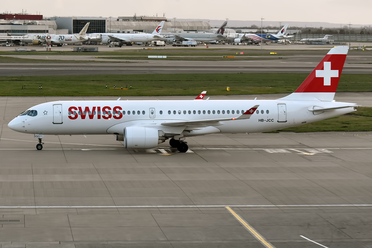 Сс 220. Airbus a220-300 Swiss. Аэробус а 220. A321xlr s7. Airbus a330-220.