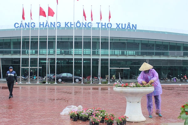 File:Tho Xuan airport.jpg