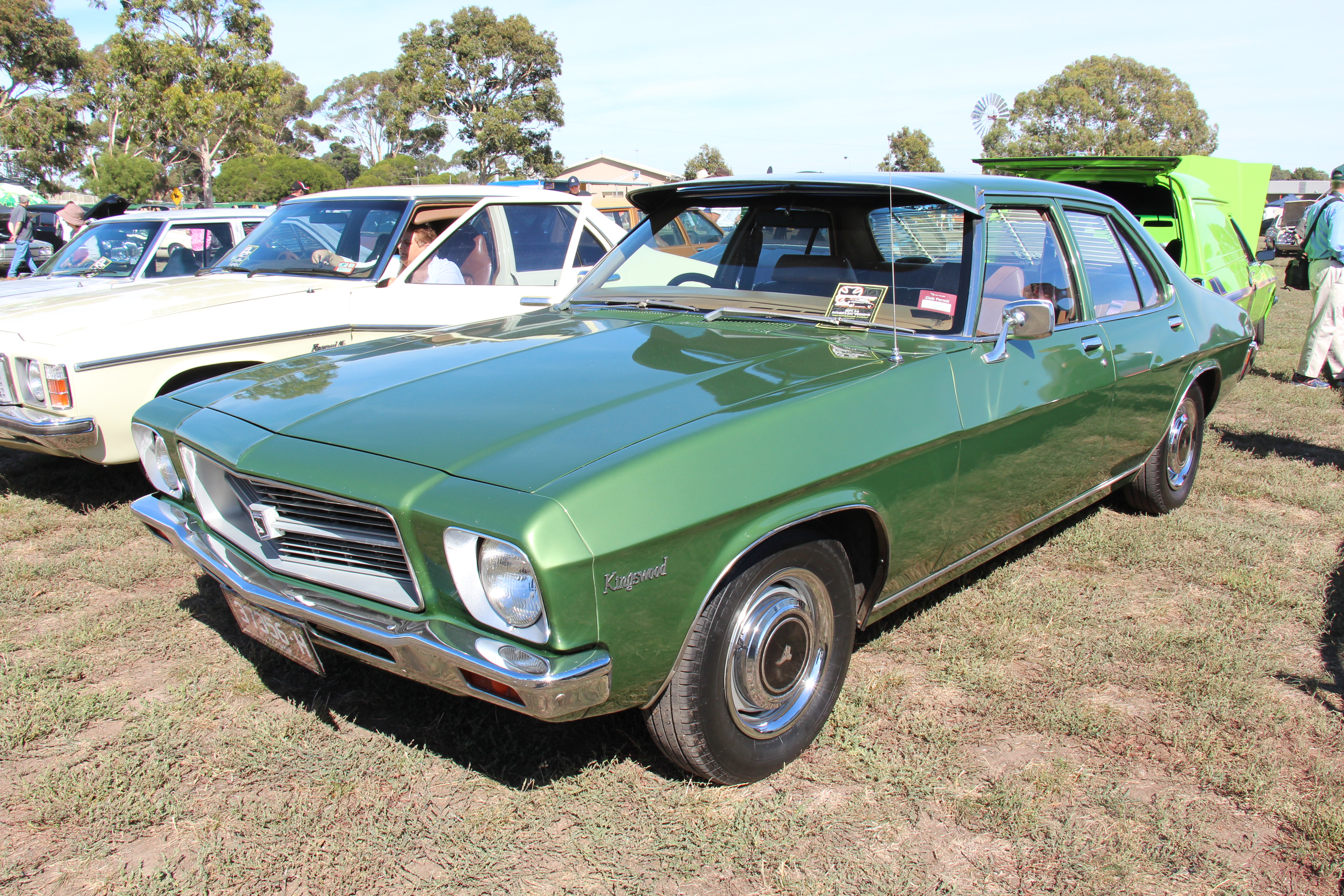 File 1972 Holden Hq Kingswood Sedan 16678154817 Jpg