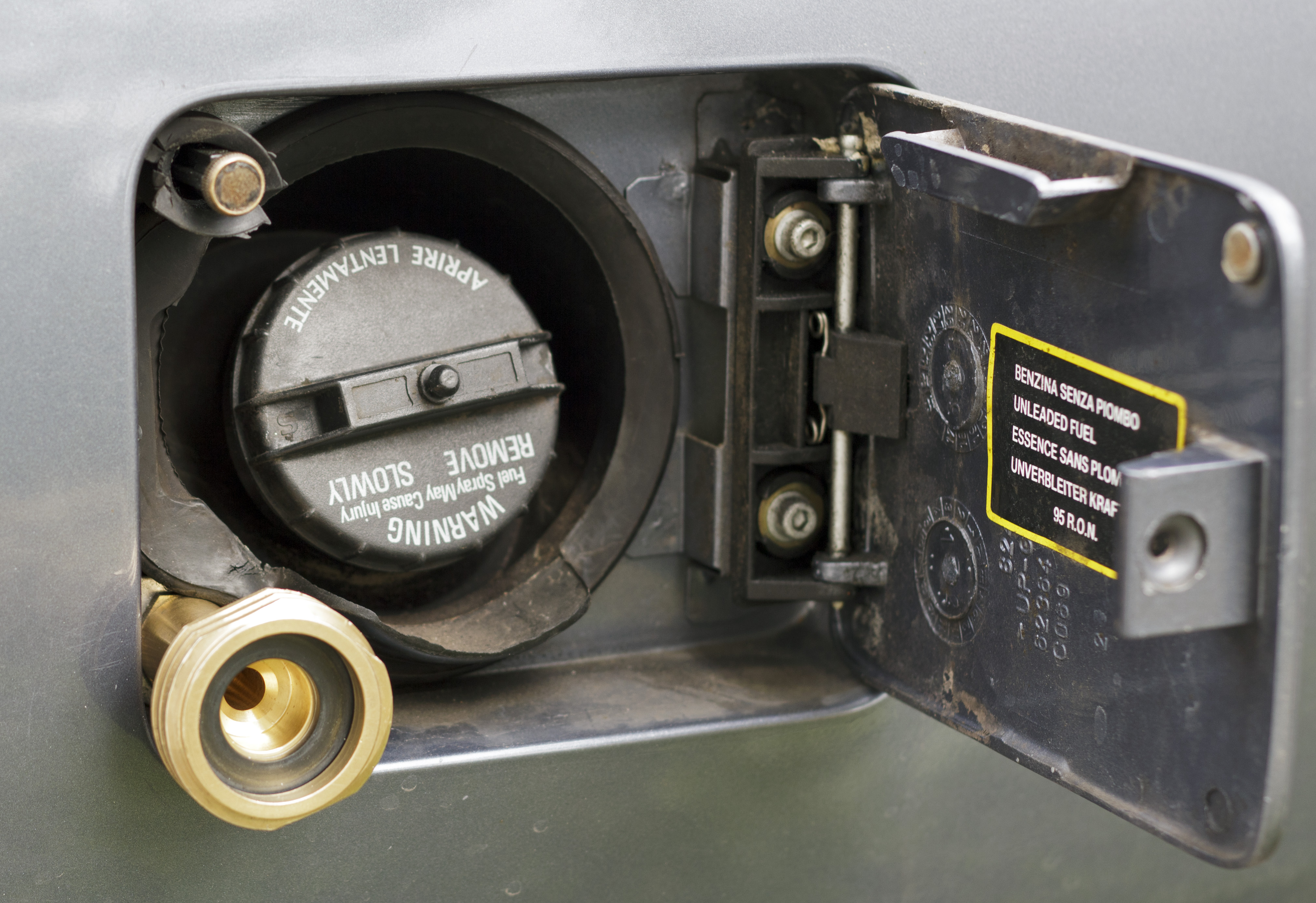 Flüssiggas-Tankadapter – Wikipedia