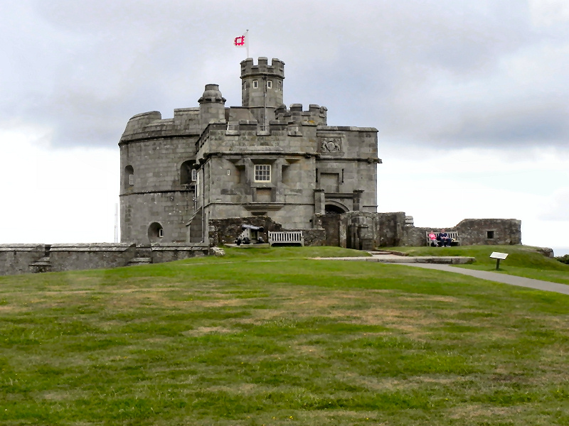 File:Henry VIII's Fort (Pendennis Castle) - geograph.org.uk - 2007882.jpg