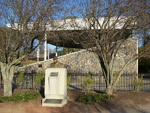 <span class="mw-page-title-main">Jack Coombs Field</span> Baseball park at Duke University