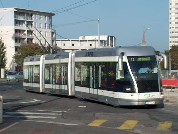 File:Le TVR de Nancy.jpg