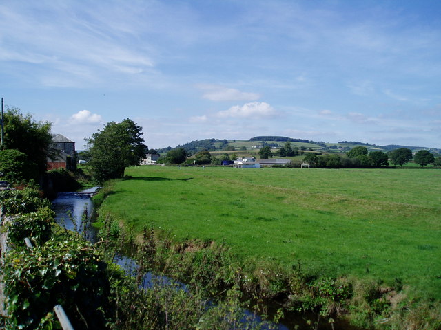 Looking Beyond the River North of Colyton - geograph.org.uk - 1045071