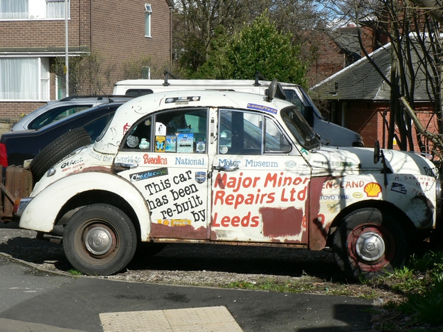 File:Morris Minor, Regent Street, Chapel Allerton - geograph.org.uk - 148693.jpg