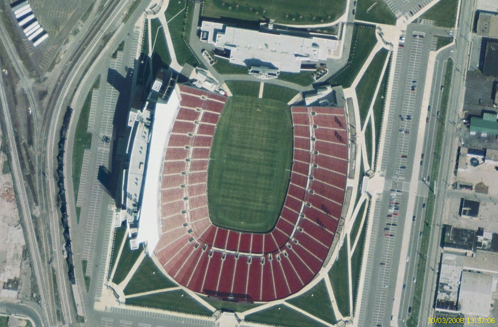 Cardinal Stadium — Wikipédia