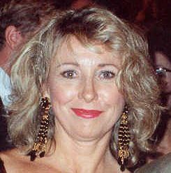 File:Teri Garr at the AIDS Project Los Angeles (APLA) benefit cropped and altered.jpg