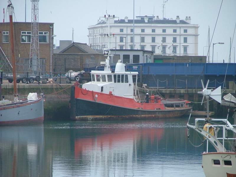 File:Tug 136.jpg