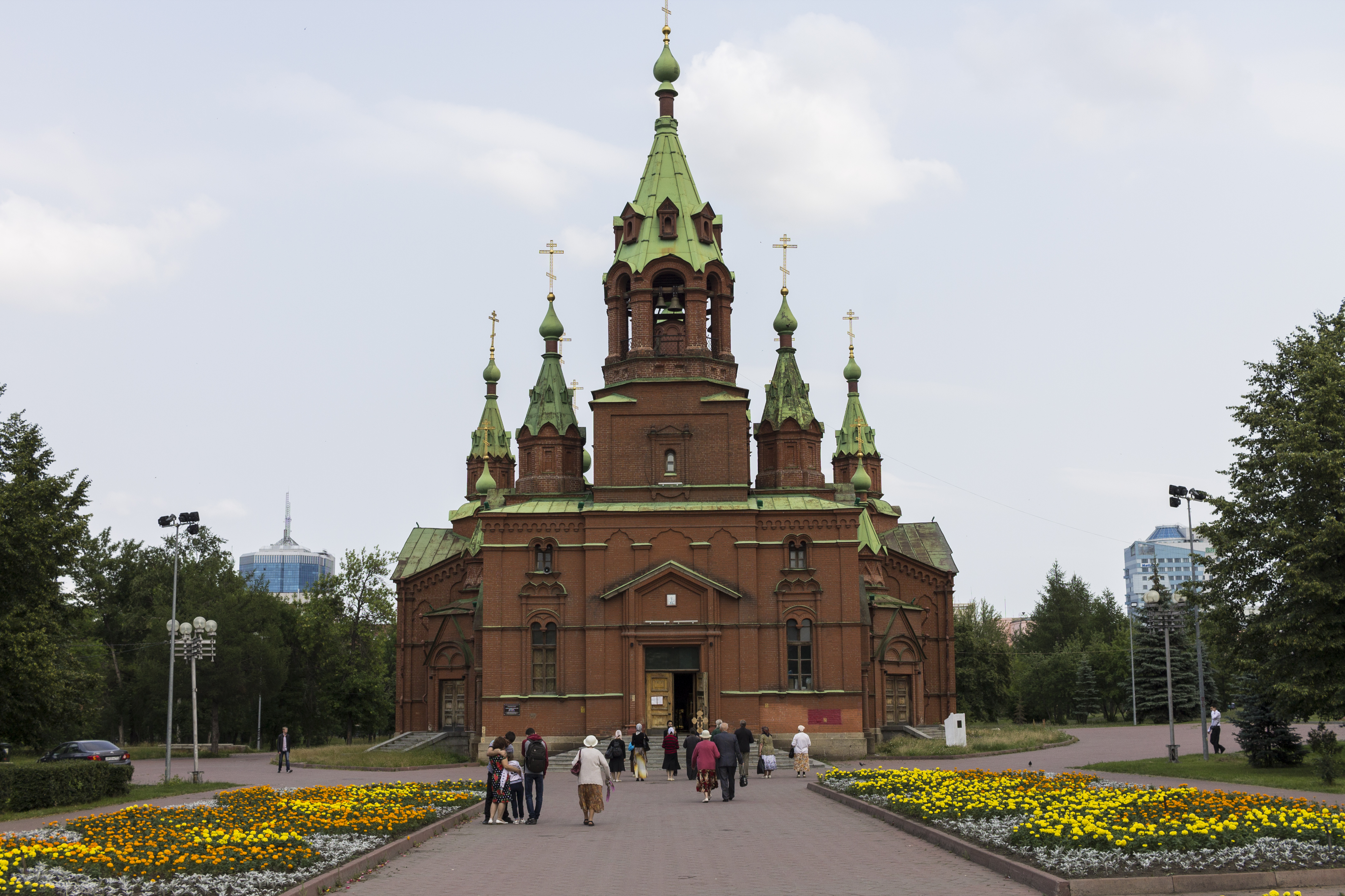 Церковь челябинск. Александро-Невская Церковь (Челябинск). Александро Невский храм Челябинск. Невская Церковь Челябинск. Александро-Невская часовня Челябинск.