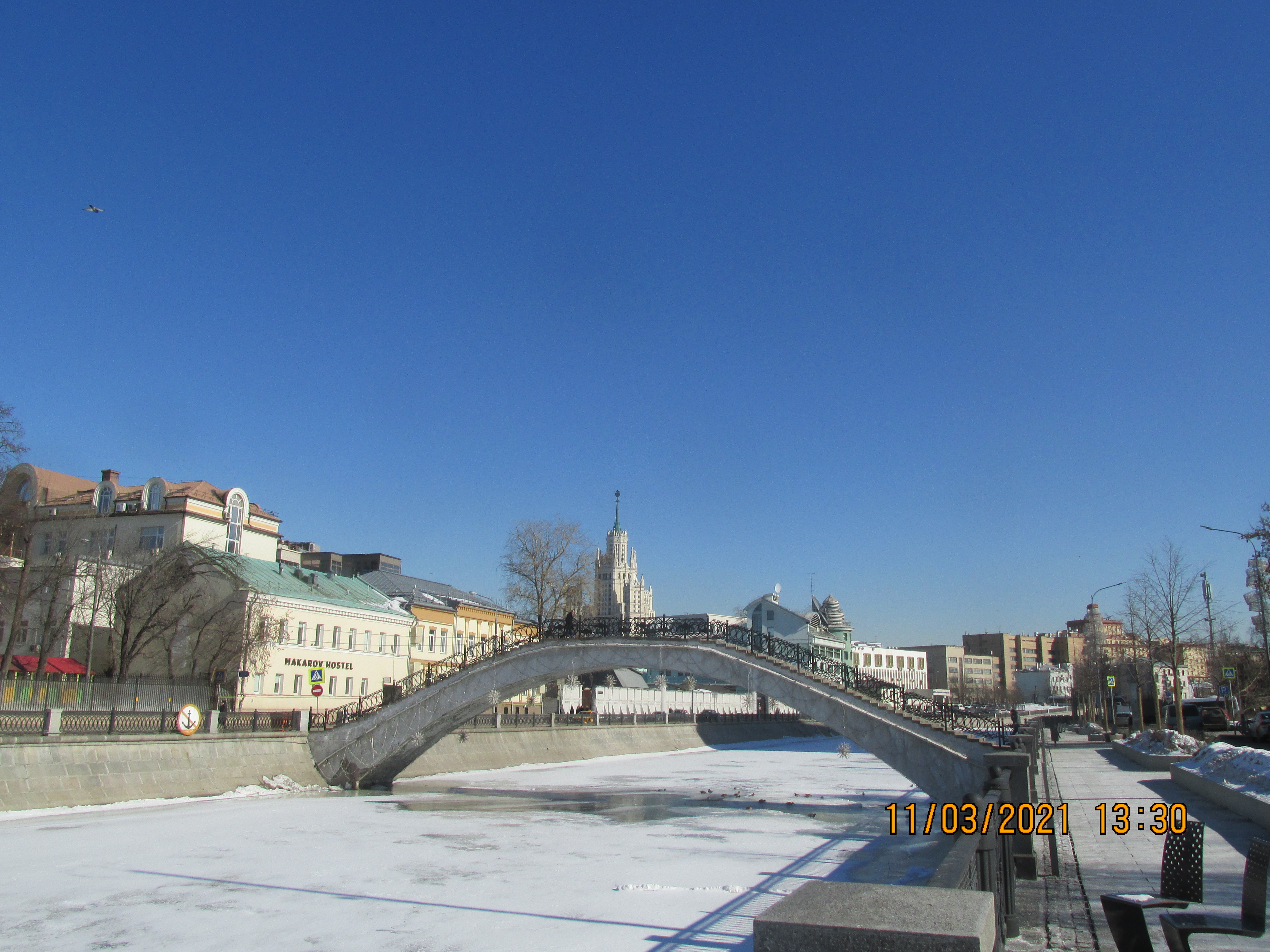 Садовнический мост в москве фото