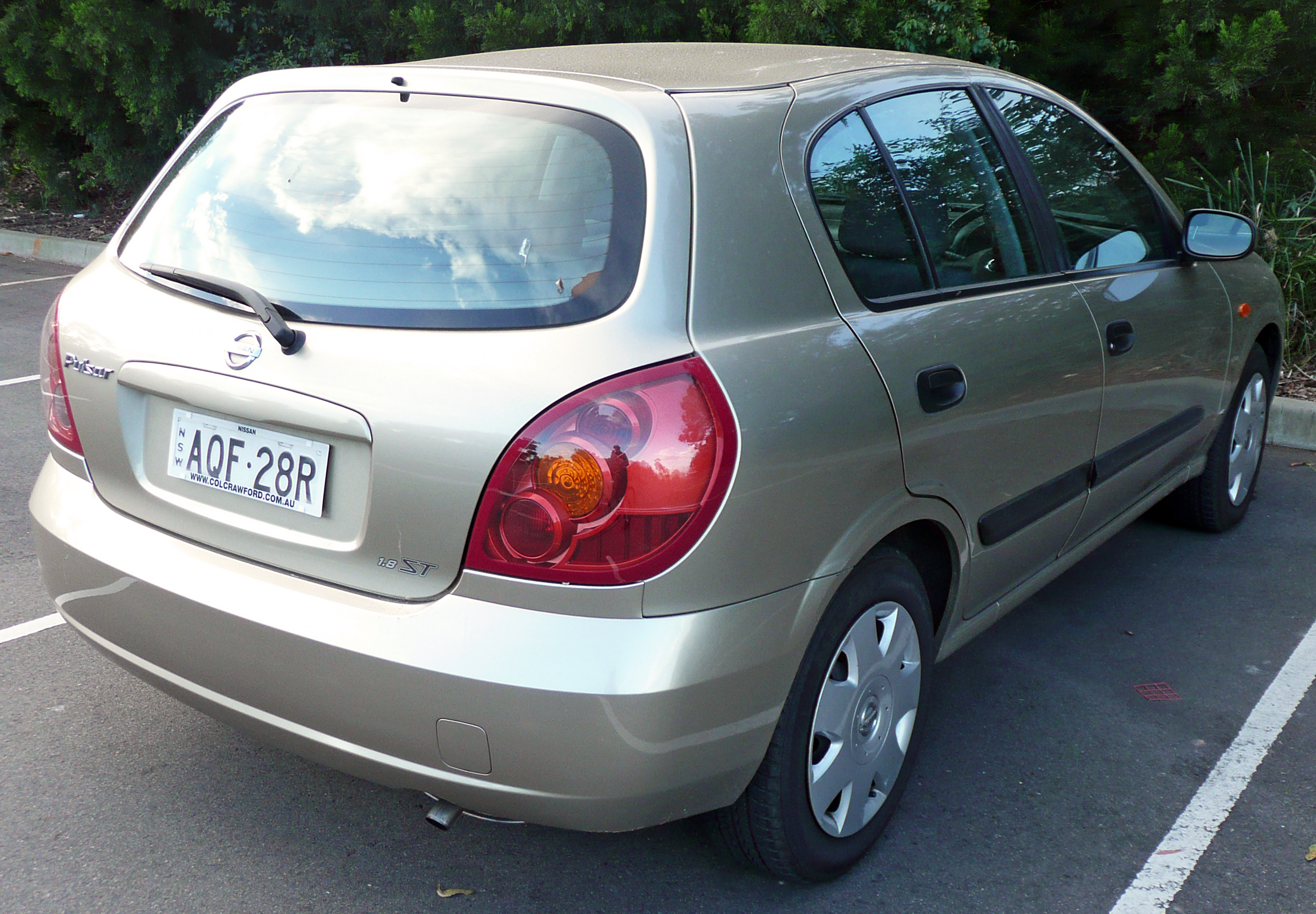 2005 Nissan pulsar n16 st review