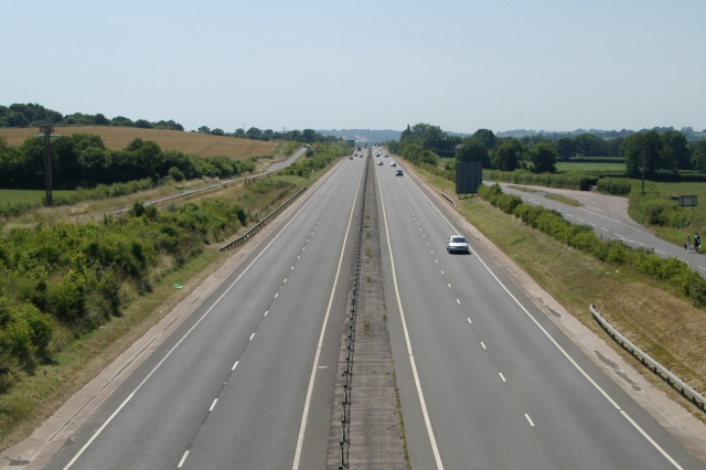 File:A30, Honiton, towards Exeter - geograph.org.uk - 205004.jpg