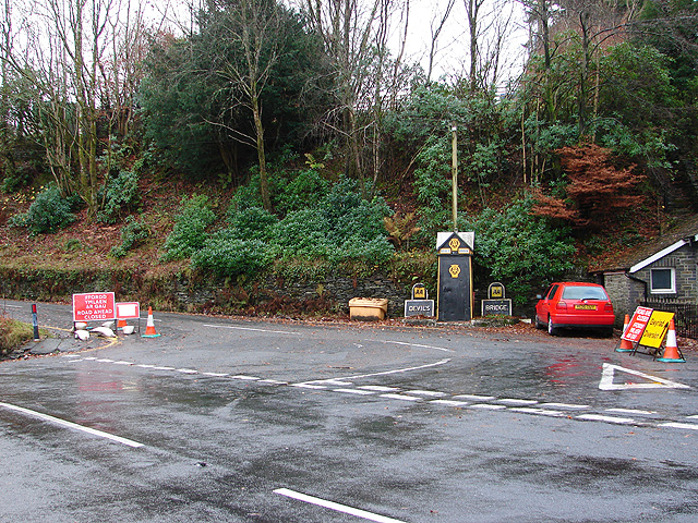 File:AA box at Devil's Bridge - geograph.org.uk - 286931.jpg