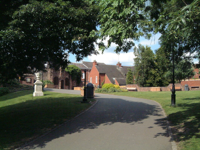 File:A view of the Castle Grounds (9) - geograph.org.uk - 867515.jpg