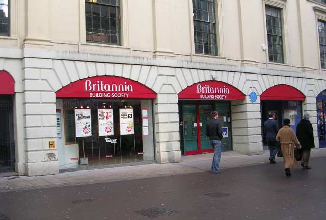 File:Britannia Building Society - 19-20 Commercial Street - geograph.org.uk - 651905.jpg