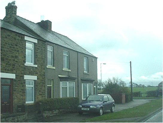 File:Evenwood Gate - geograph.org.uk - 252614.jpg