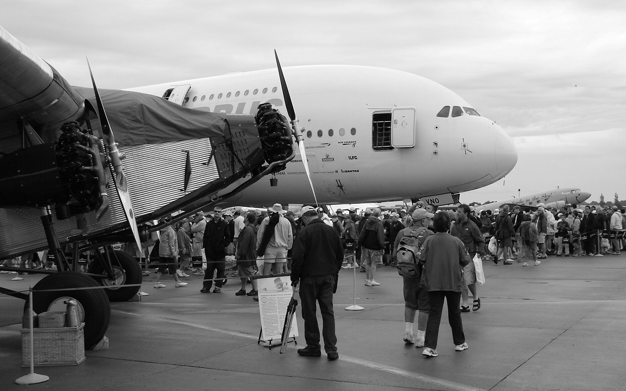 Evolution of the Airliner (3775128310).jpg