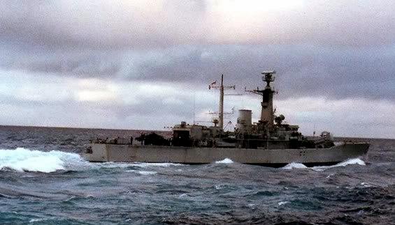 File:HMS Andromeda in the TEZ 1982.jpg