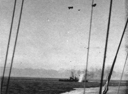File:Japanese dive bombers attack USS Cleveland (CL-55) off Bougainville on 2 November 1943.jpg