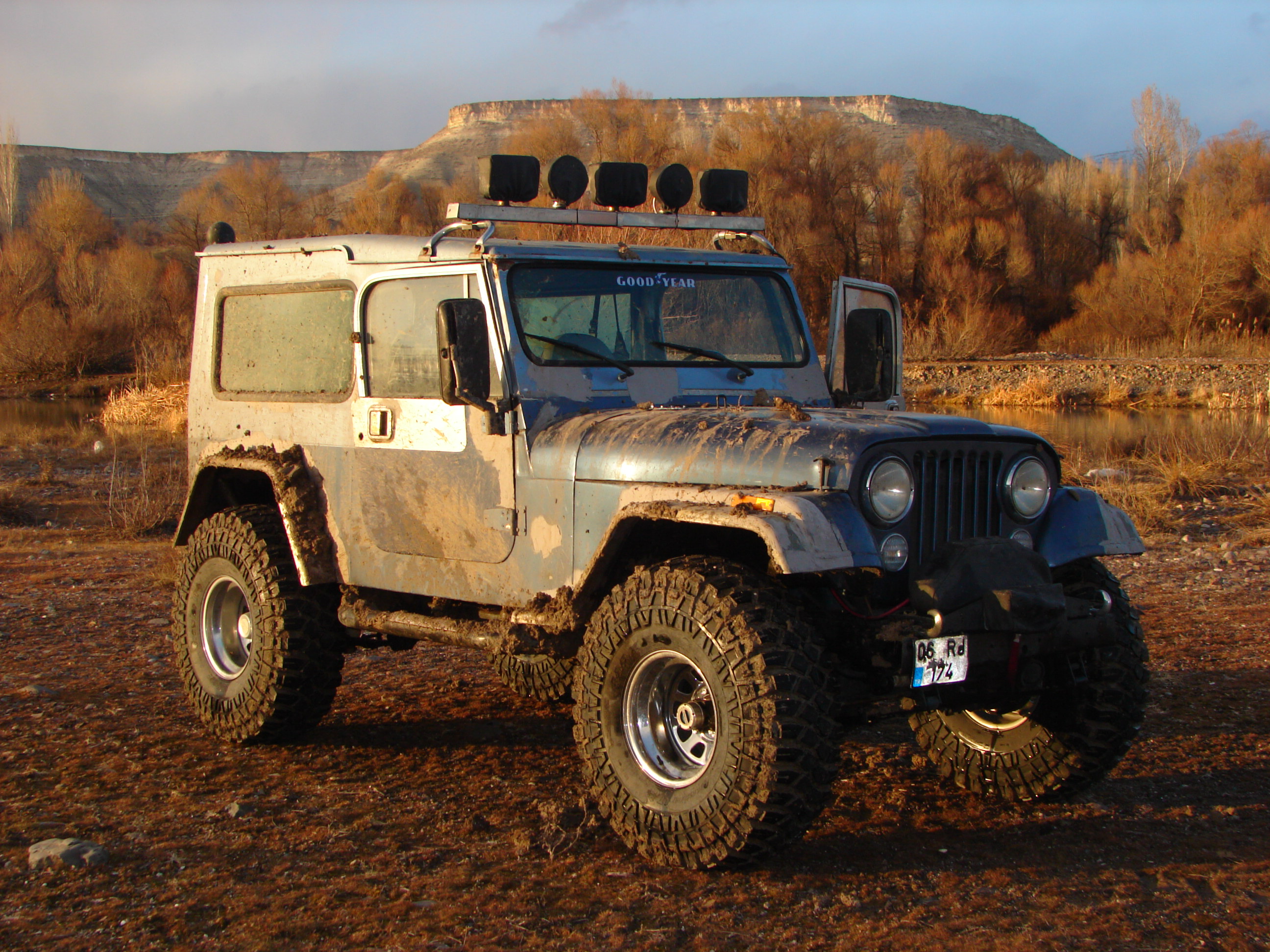 Jeep off photo road #2