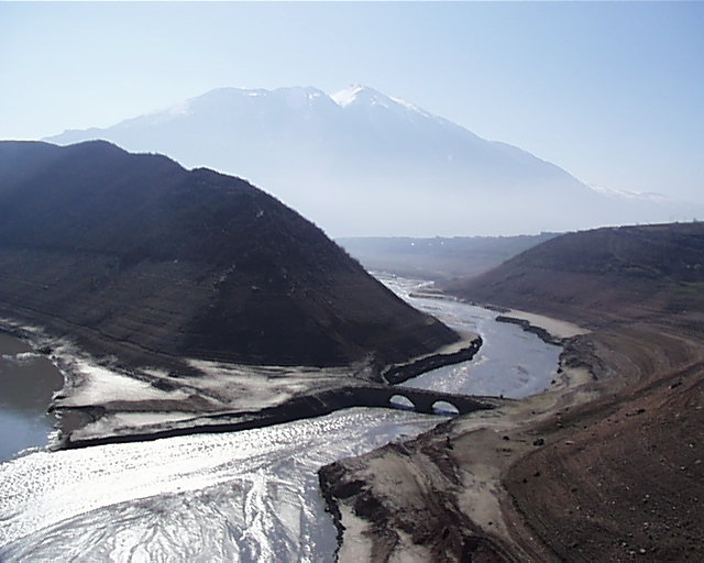 File:Old Kukes Bridge.jpg