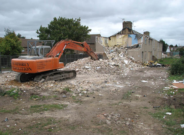 File:Redevelopment in Wisbech Road (geograph 1486673).jpg