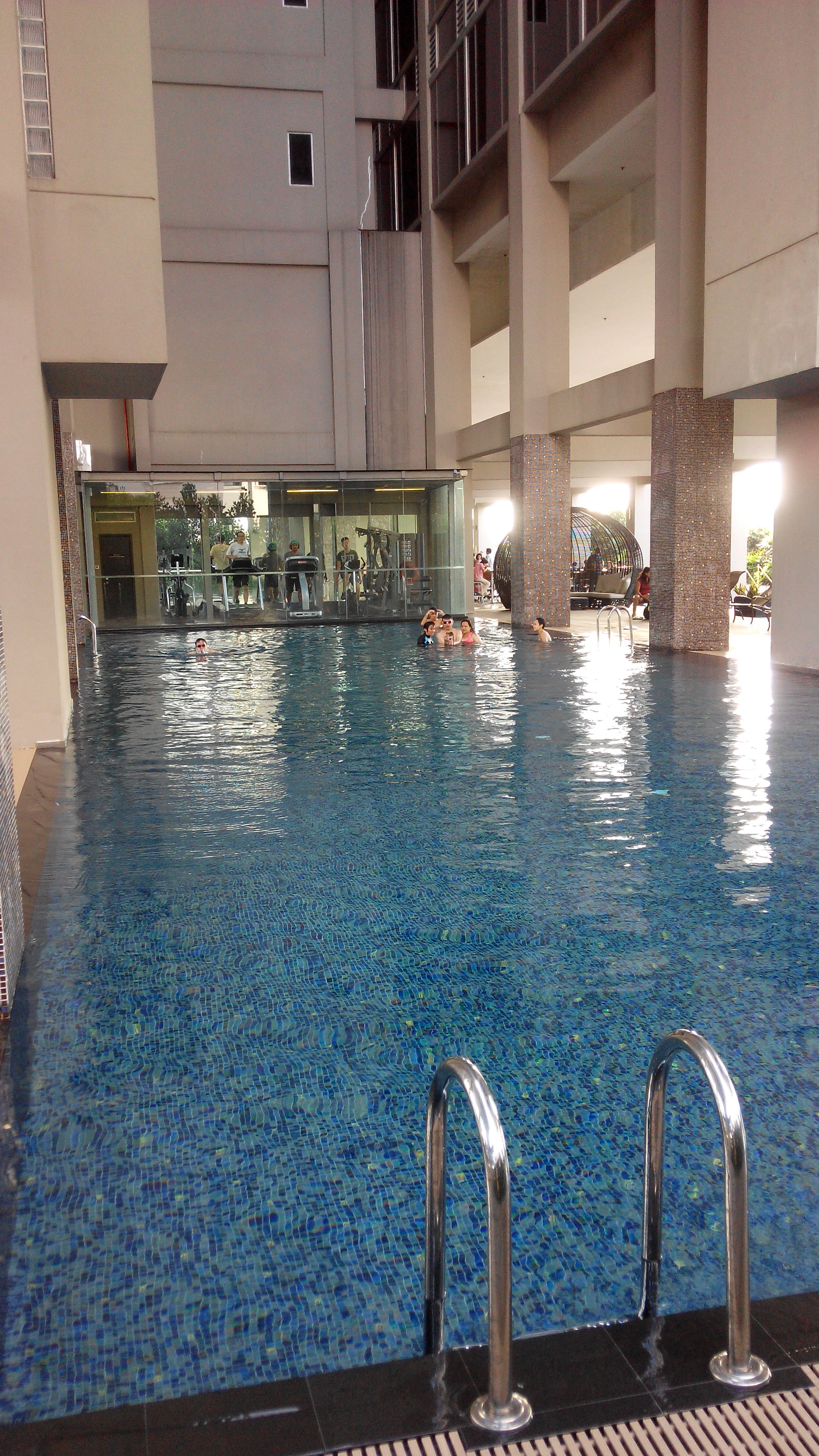 File Sg Singapore Lavender V Hotel Swimming Pool 001 F0601 Redmi Jpg Wikimedia Commons