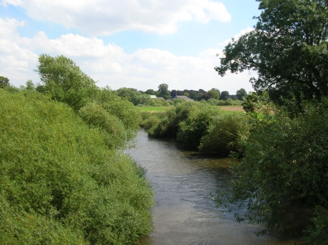 File:Swale at Brafferton - geograph.org.uk - 526534.jpg