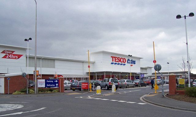 File:Tesco Extra, Grimsby - geograph.org.uk - 368832.jpg