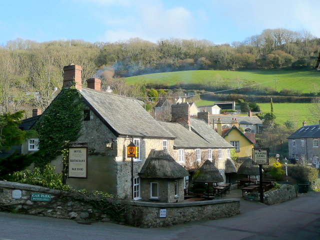 File:The Mason's Arms Hotel - geograph.org.uk - 1624832.jpg