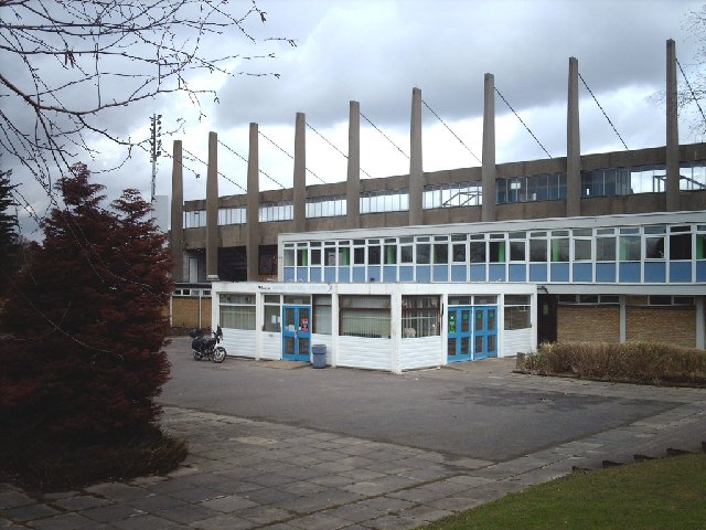 File:Barnet Copthall Stadium - geograph.org.uk - 121979.jpg