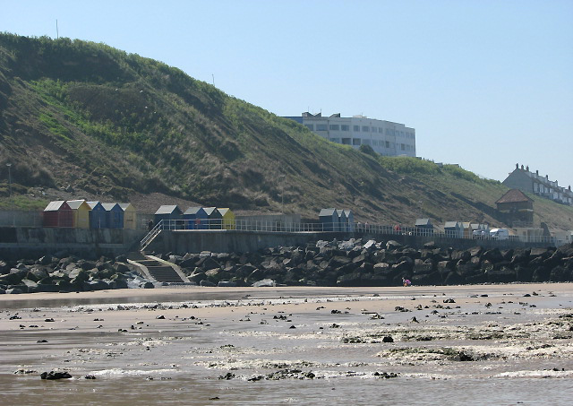 File:Beach huts on the promenade - geograph.org.uk - 792865.jpg