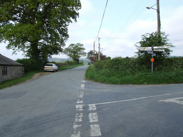 File:Crossroads near Lower Hengoed - geograph.org.uk - 417751.jpg