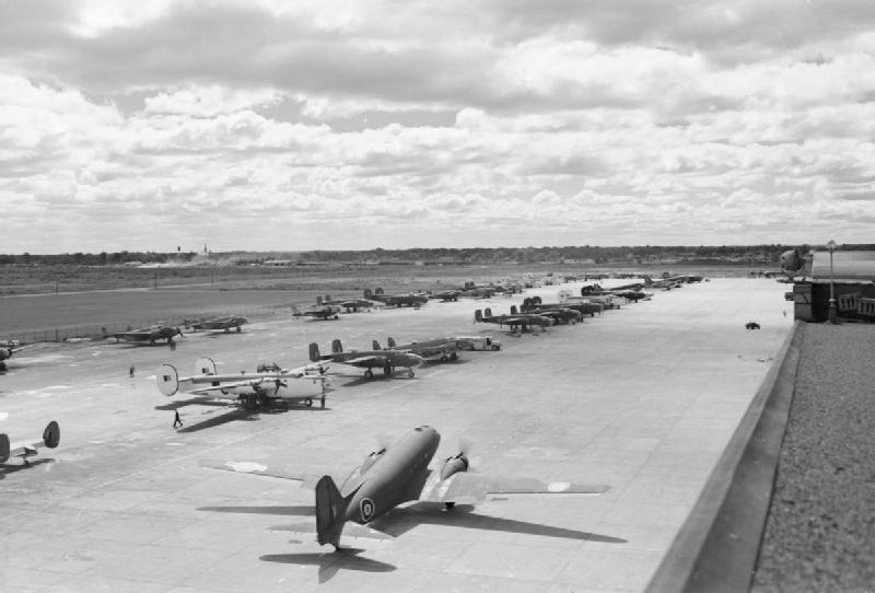 File:Dorval Airport - Royal Air Force Transport Command, 1943-1945. CH13918.jpg