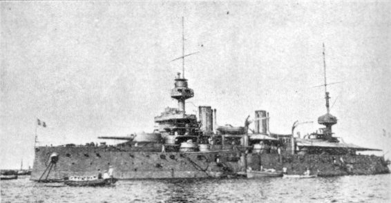 https://upload.wikimedia.org/wikipedia/commons/f/f4/French_battleship_Suffren.jpg
