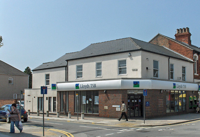 File:Lloyds TSB - Cleethorpes - geograph.org.uk - 464388.jpg