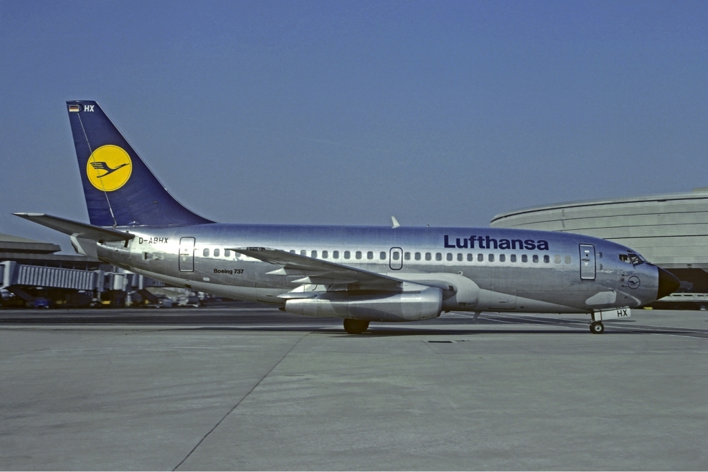 File Lufthansa Boeing 737 0 Volpati 1 Jpg Wikimedia Commons